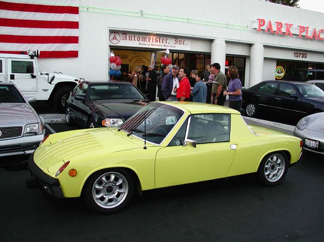 Yellow_914